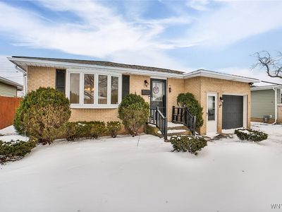 25 Karen Ln, Depew, NY, 14043
