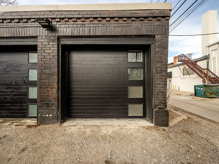 226 N Main St — Photo 48