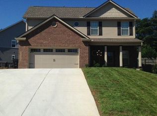 1215 Maples Glen Ln, Knoxville, TN 37923