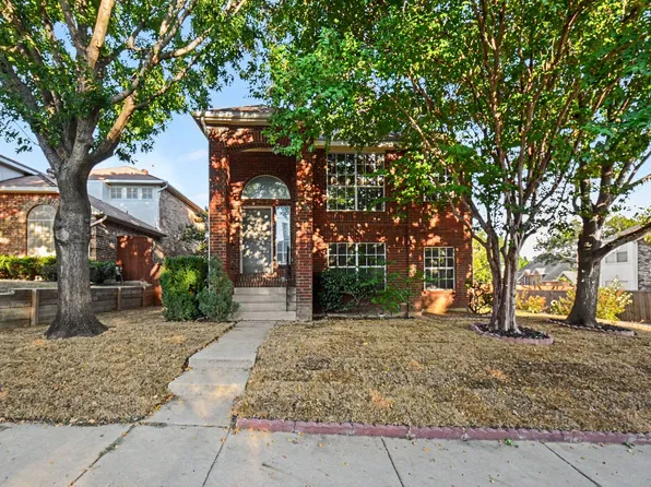 588 Lake Forest Dr, Coppell, TX 75019