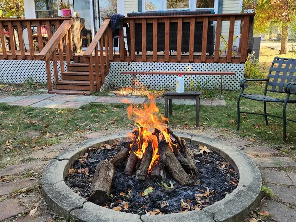 25-25 Woodhaven Lakes, Sublette, IL 61367