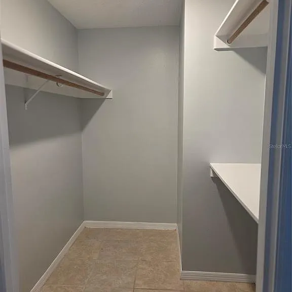 743 E Alfred St — Photo 7