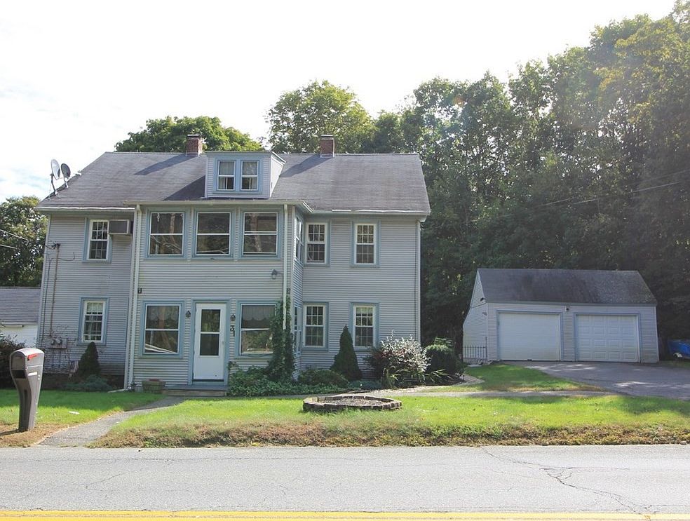 31 North St, Douglas, MA 01516 | Zillow