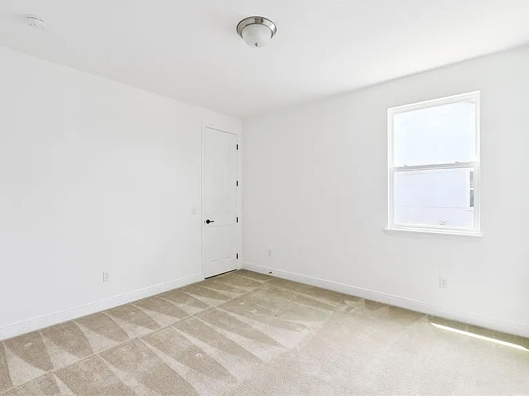 7530 Alpine Butterfly Ln — Photo 27