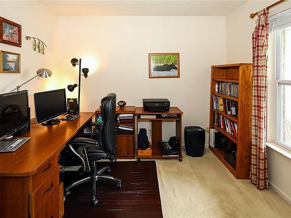 4th image of 6326 Nightshade Dr