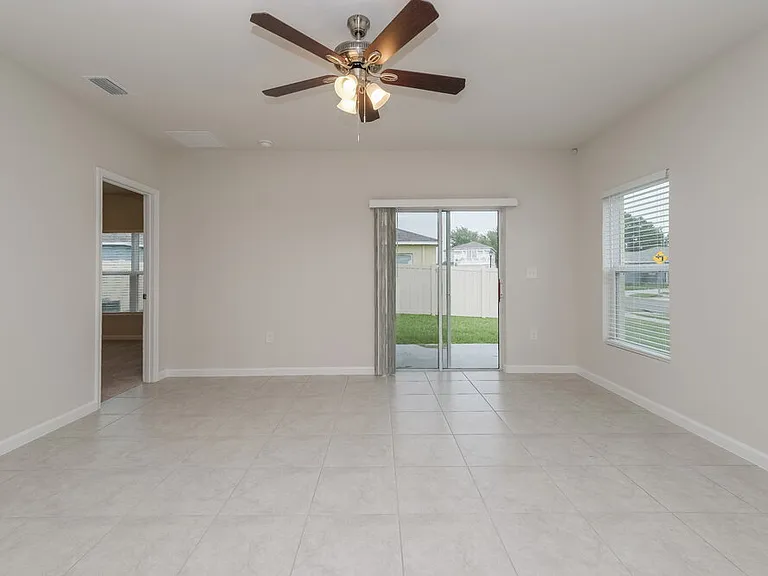35227 Brienne St — Photo 4