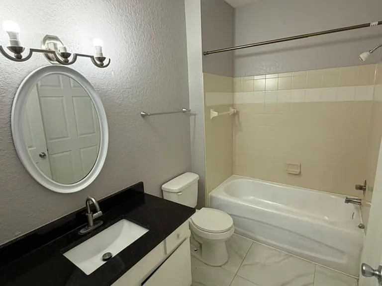 5953 Westgate Dr #1811 — Photo 36
