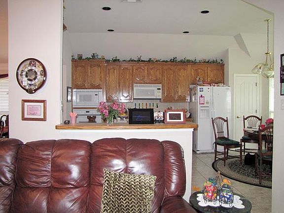 3rd image of 2828 Gray Rock Dr
