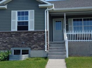 509 Queens Rd, Cheyenne, WY 82007