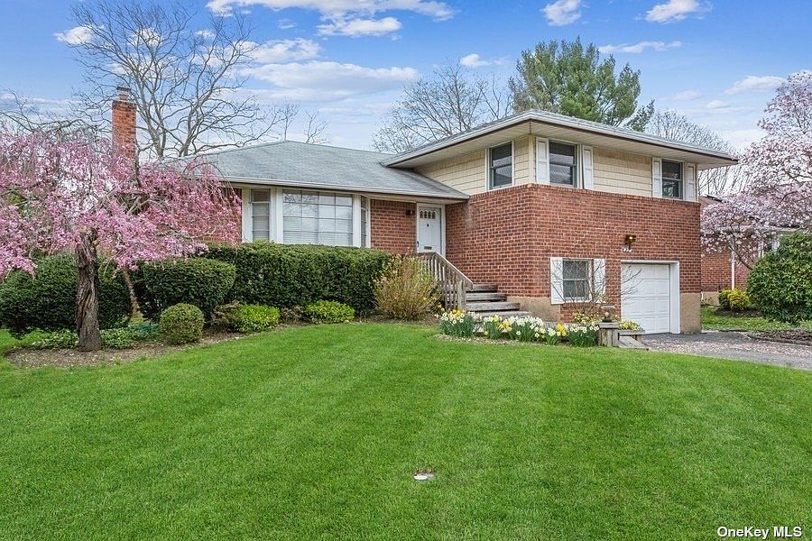 22 Glenwood Road, Plainview, NY 11803 Zillow