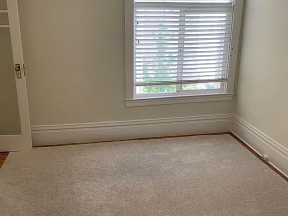 5th image of 1534 Clay St APT 10