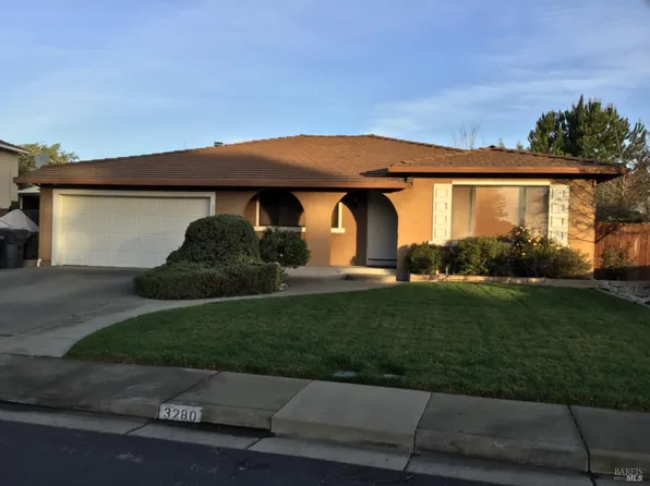 3280 Mustang Circle, Fairfield, CA 94533