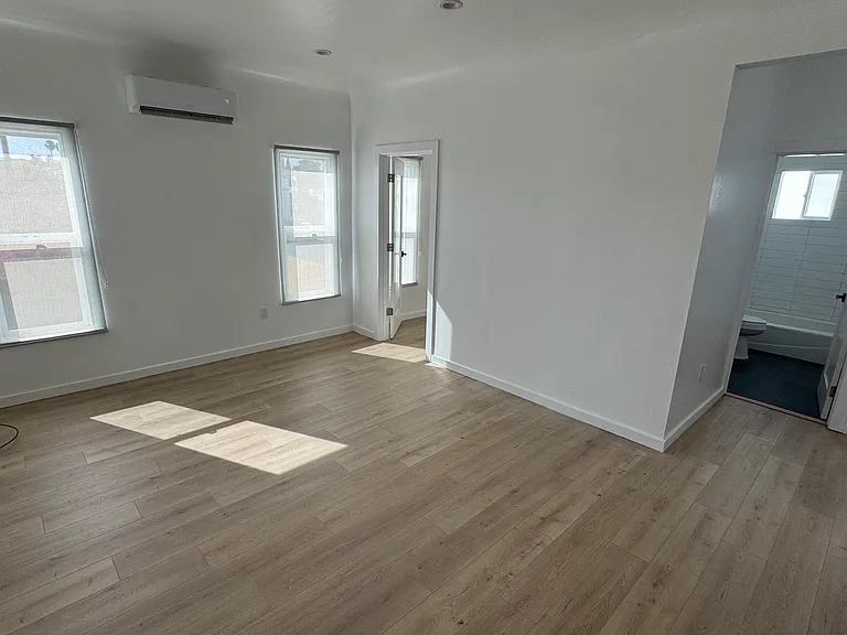 1255 S Muirfield Rd #1257.5 — Photo 25