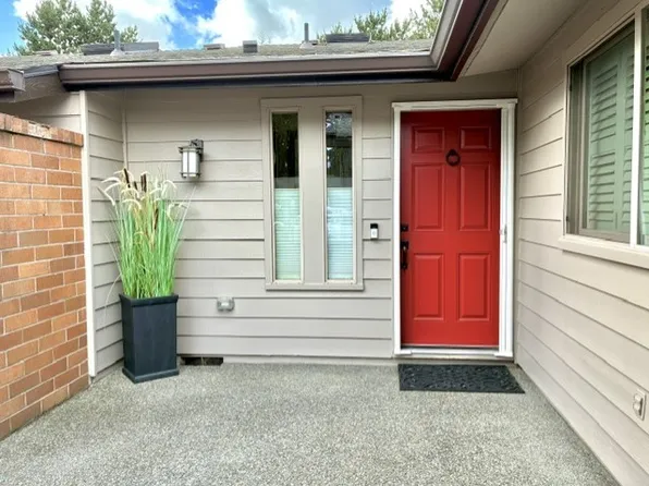 12454 Gwen Drive #13, Burlington, WA 98233