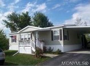 24 Horizon Dr, New Hartford, NY 13413