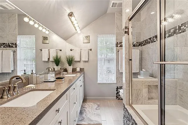 4605 N Turnbull Dr — Photo 18