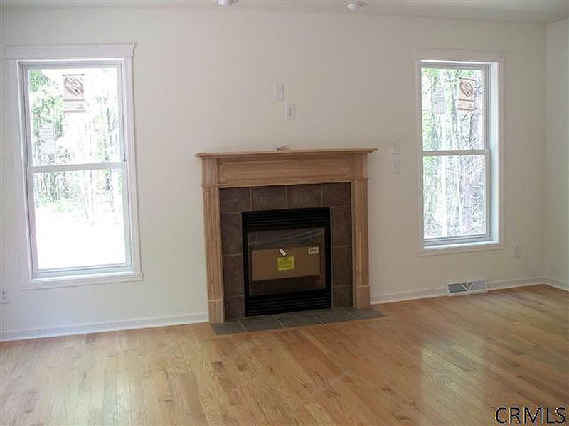4th image of 170 PERCY HILL Road
