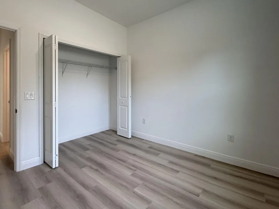 14605 SW 60th Ter