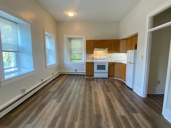 111 High St #5, Womelsdorf, PA 19567