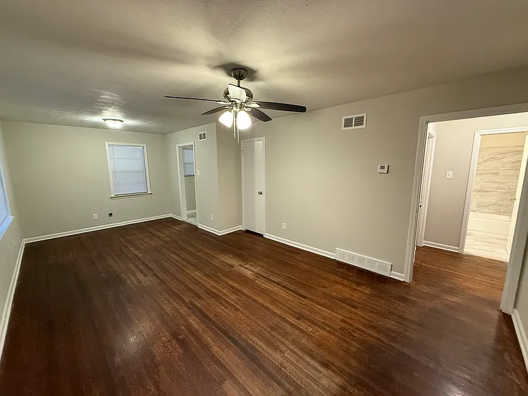 3392 Hallbrook St — Photo 2