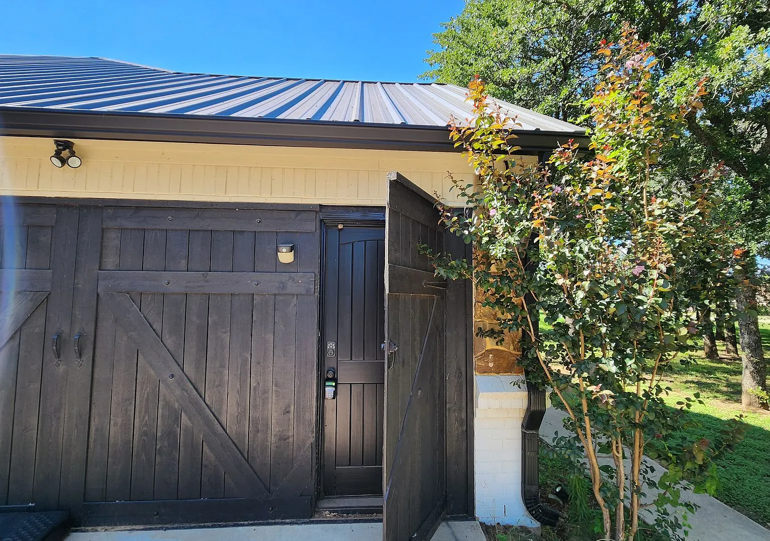 156 Howard Newby Ln — Photo 1