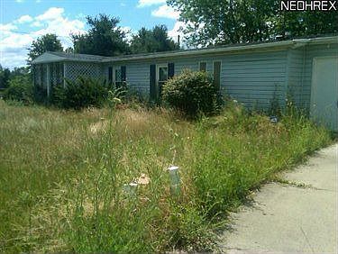 2nd image of 2669 Fulton Rd