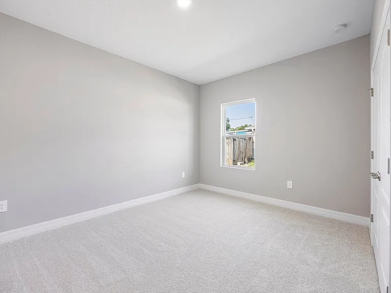 495 Harrison St SW — Photo 9