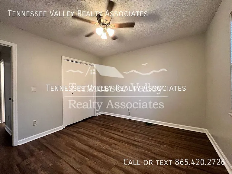 755 Kirk Ave — Photo 7