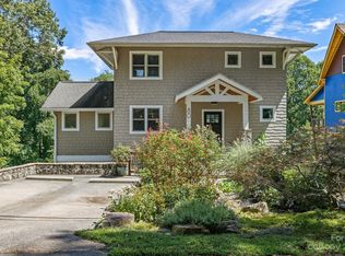 80 Saint Dunstans Rd, Asheville, NC 28803