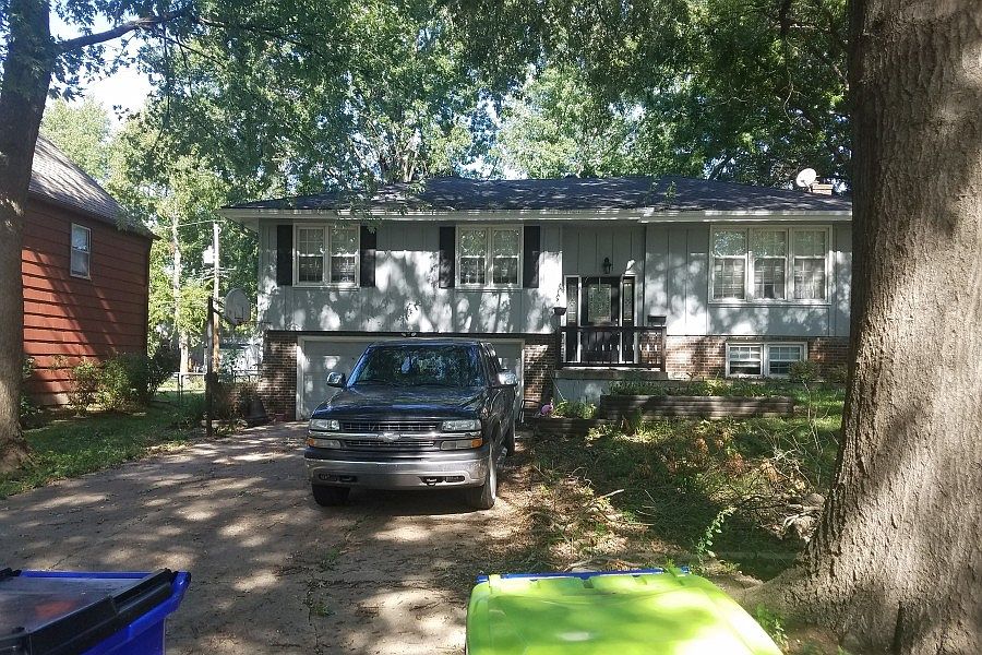 1st image of 9704 W 96th Ter