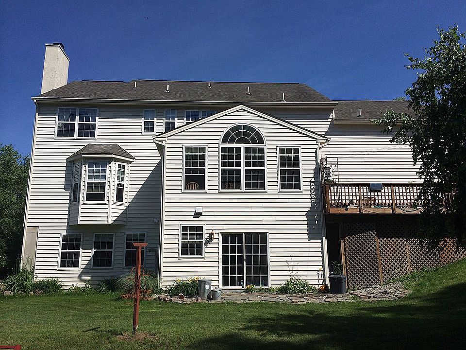 2nd image of 33 Coventry Greene Ln