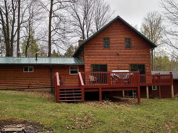 3rd image of 8711 Pickerel Lake Rd W