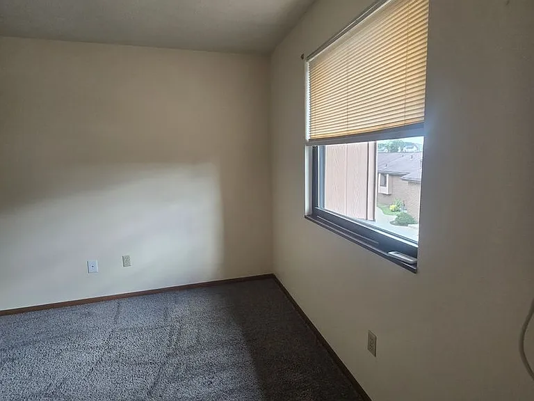 930 Punta Gorda Ave — Photo 12