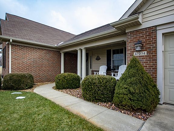 2nd image of 67234 Kensington Dr