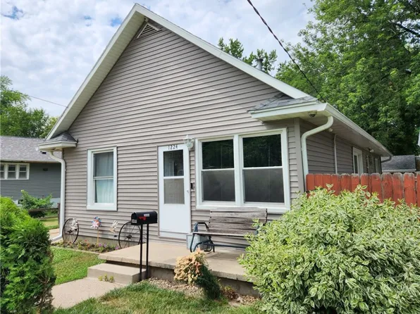 1224 E Ovid Ave, Des Moines, IA 50316