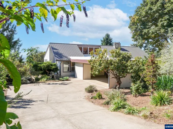 1150 Linnwood Dr NE, Albany, OR 97322