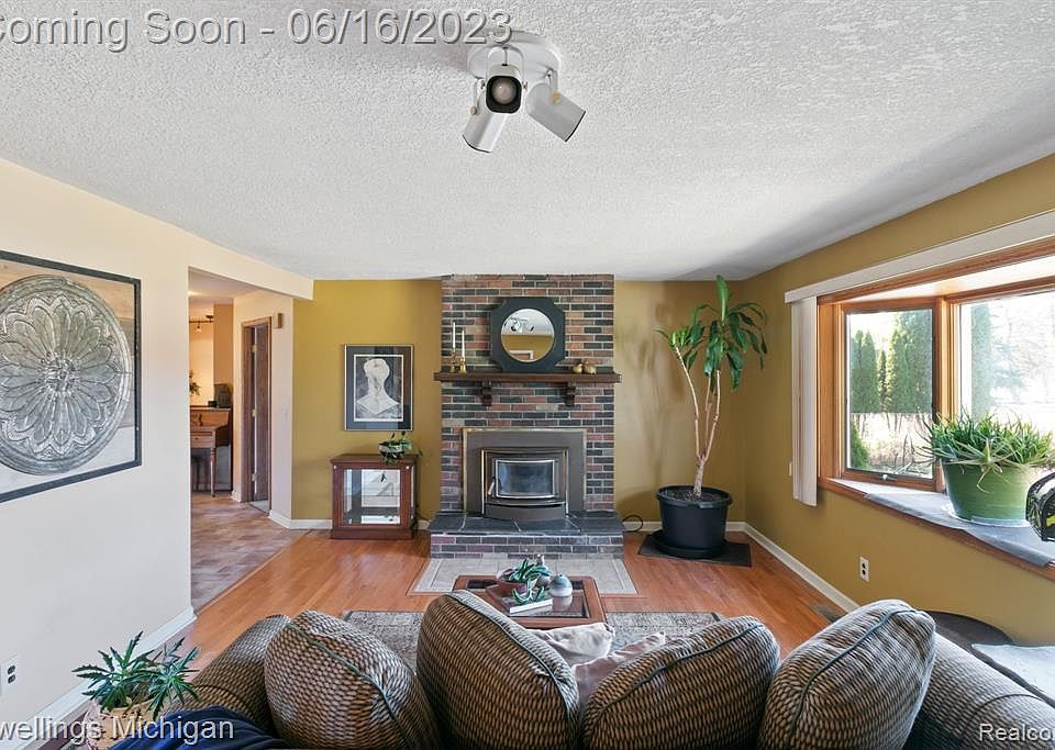 23425 Elwell Rd, Belleville, MI 48111 MLS 20230044461 Zillow
