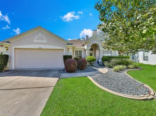 8864 Canterbury Cove Ct, Jacksonville, FL 32256