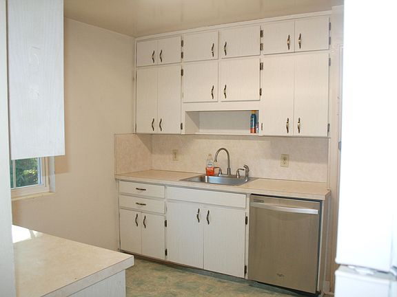 5th image of 4243 Aldington Dr