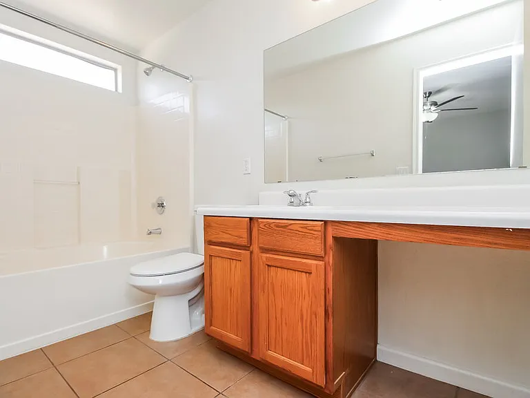 11026 E Delta Ave — Photo 11