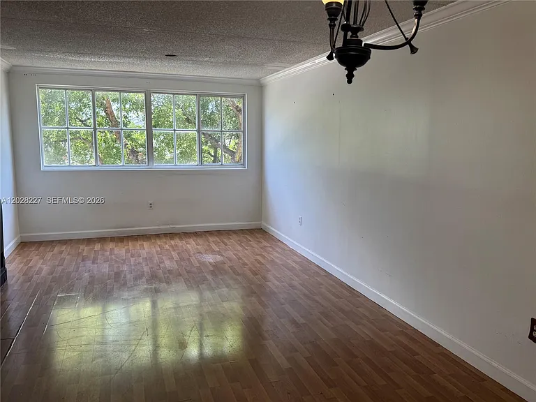 6195 NW 186th St #303 — Photo 8