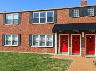 7745 Wild Plum Ave, University City, MO
