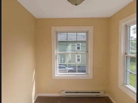 5th image of 198 Washington St APT 2