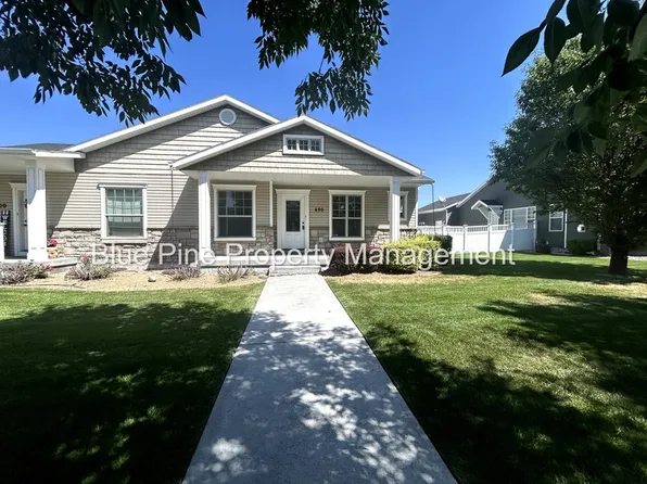 690 Carriagegate Ln, Idaho Falls, ID 83402