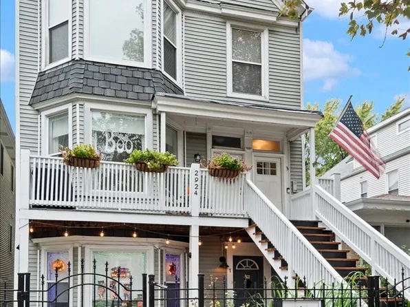 2924 N Talman Ave #3, Chicago, IL 60618