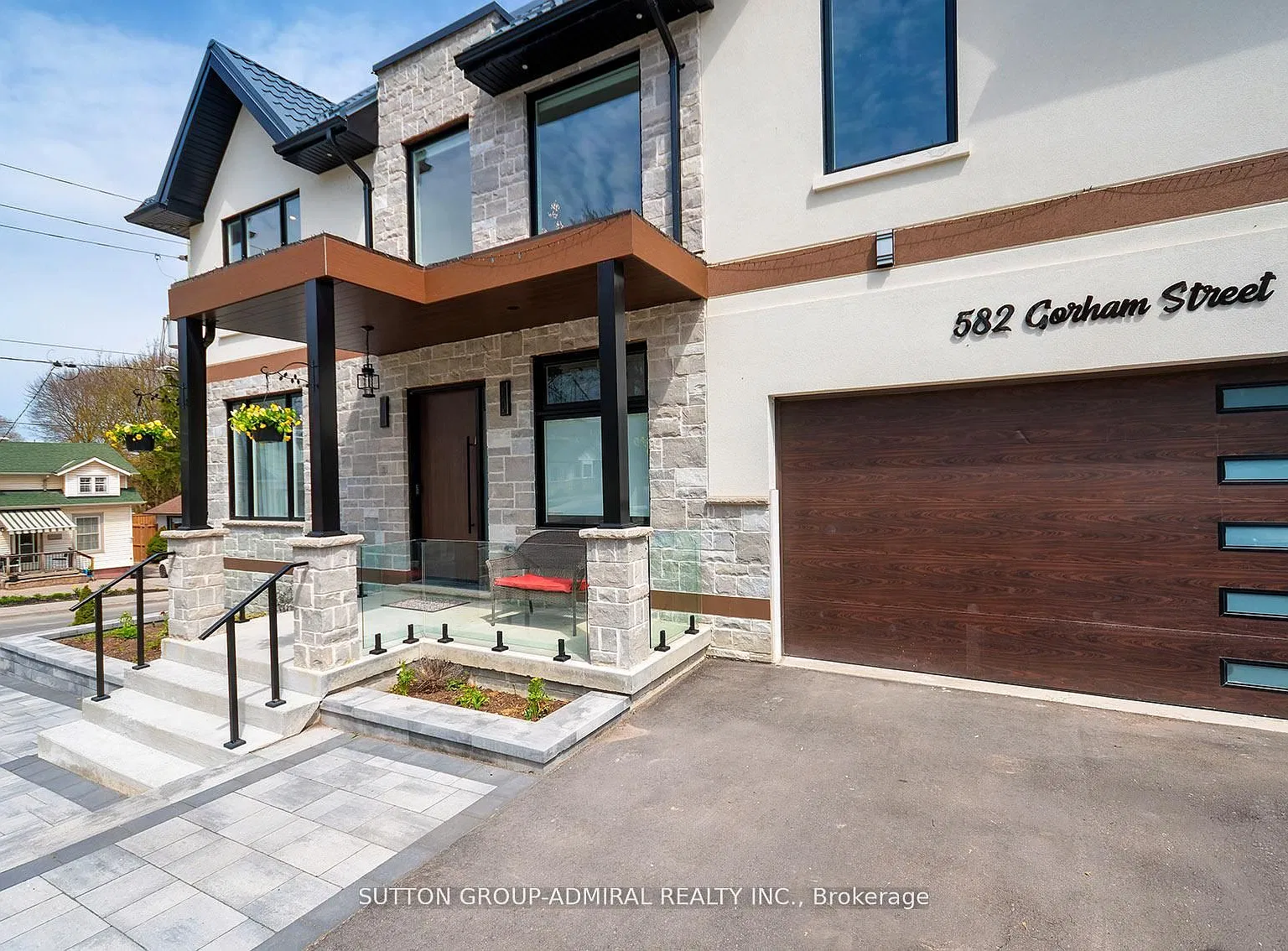 5 bed, $4,300 — Photo 2