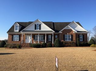 1983 Cooper Fields Dr, Nashville, NC 27856