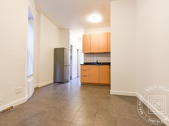 3rd image of 181 East Bway #2AA