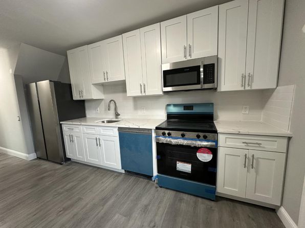 120 Raritan Ave APT 2B