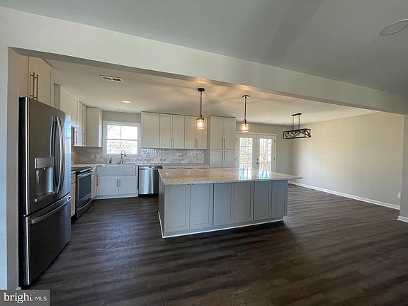 2nd image of 6700 Batte Ct